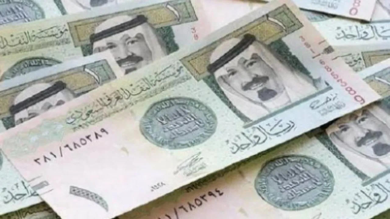 محطات سعر الريال السعودي مقابل الجنيه في تعاملات البنوك اليوم الأحد